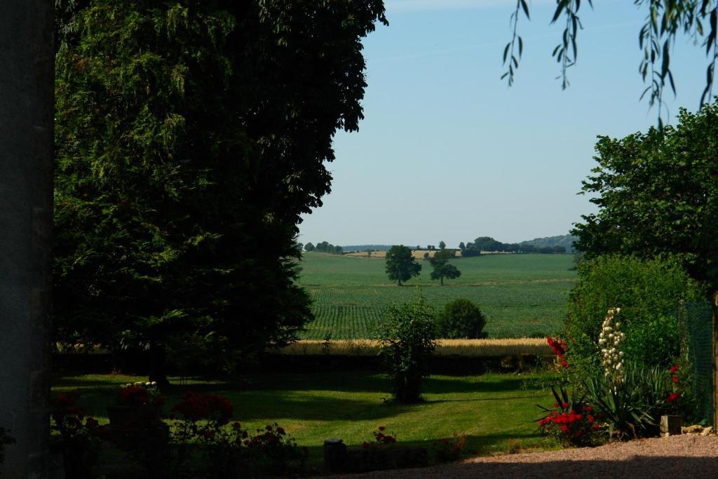 Chambres D'Hotes - Domaine Des Perrieres Crux-la-Ville Екстериор снимка